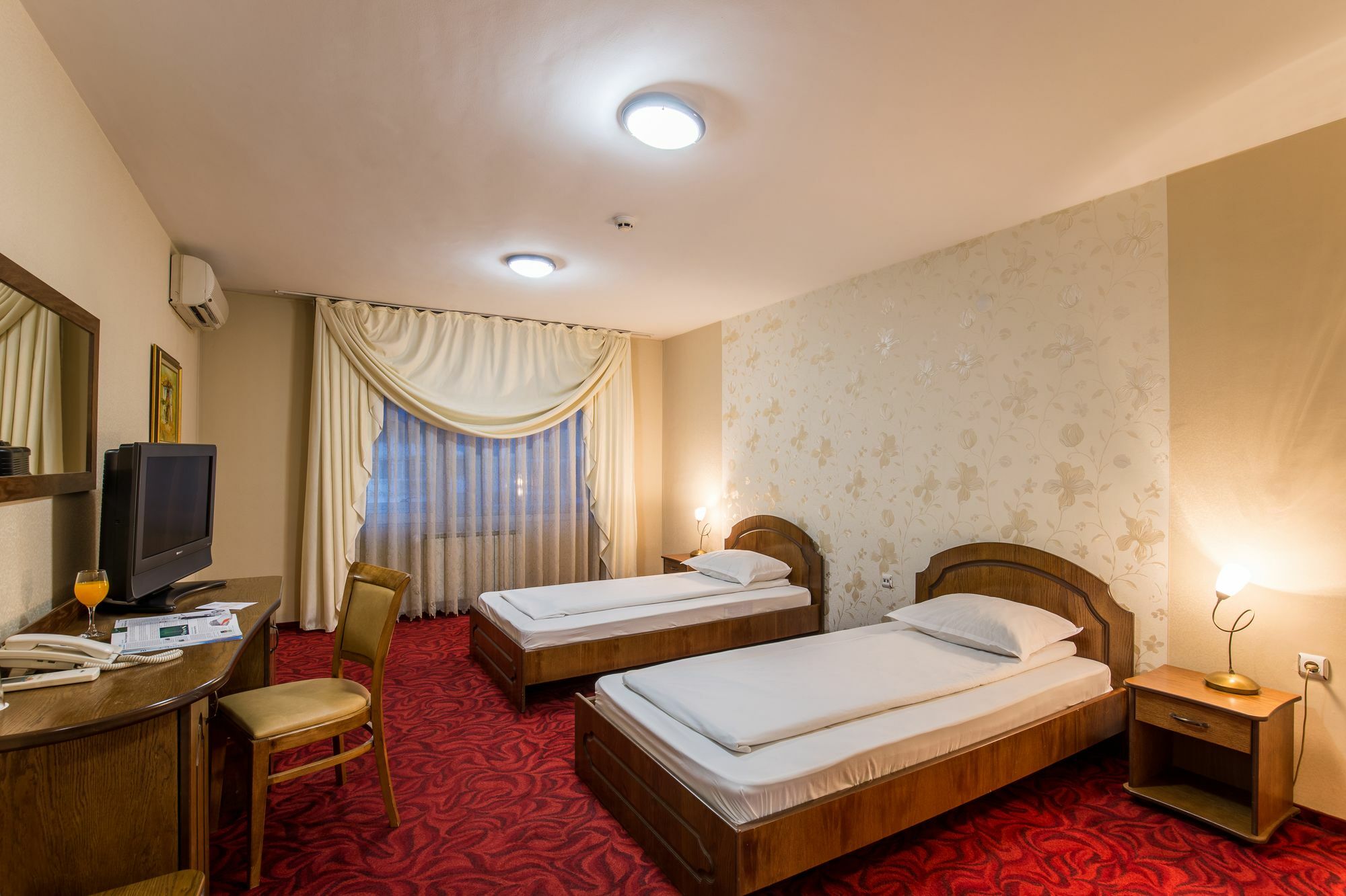 Hotel Blvd 7 Пловдив Екстер'єр фото